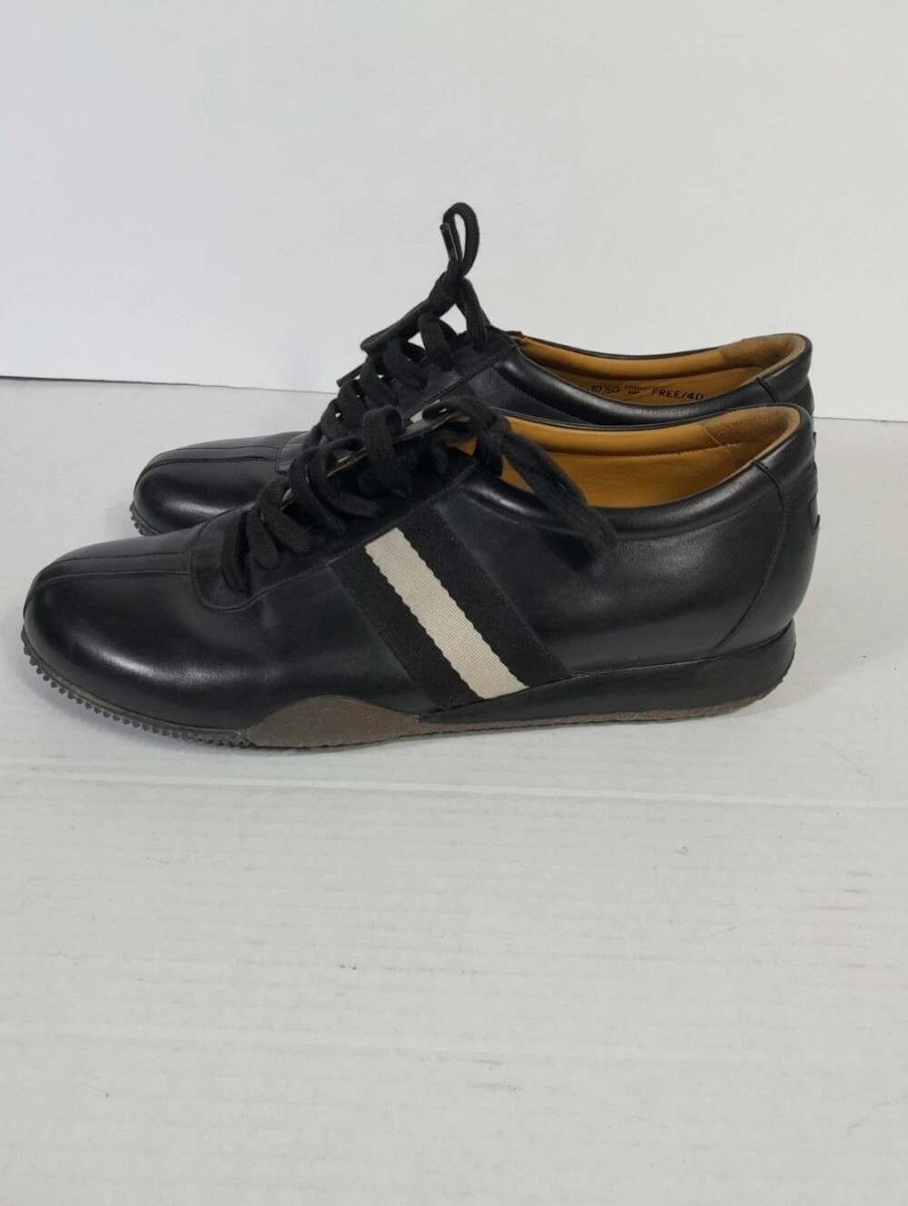 Bally Free Low Sneakers Trainers Black Leather Women Sz 10.5 D